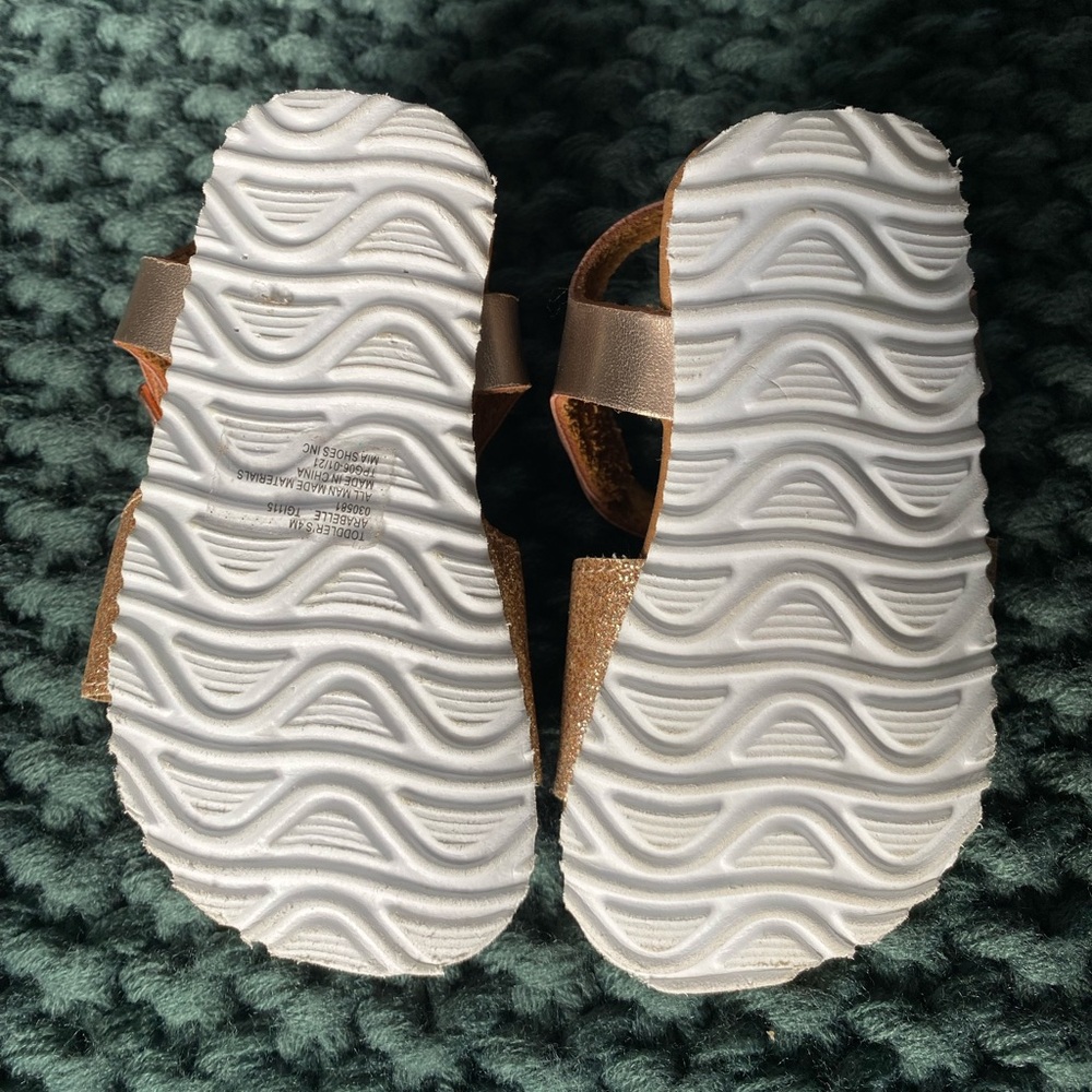 Rose gold baby sandals - Picture 3 of 4
